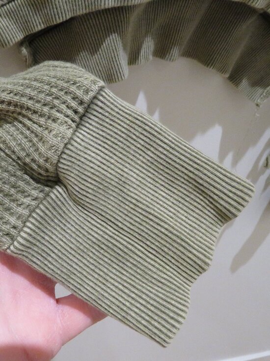 FREE PEOPLE FP ONE Cropped Interlaken Thermal Top Moss Green Small Boho Casual - Picture 10 of 15